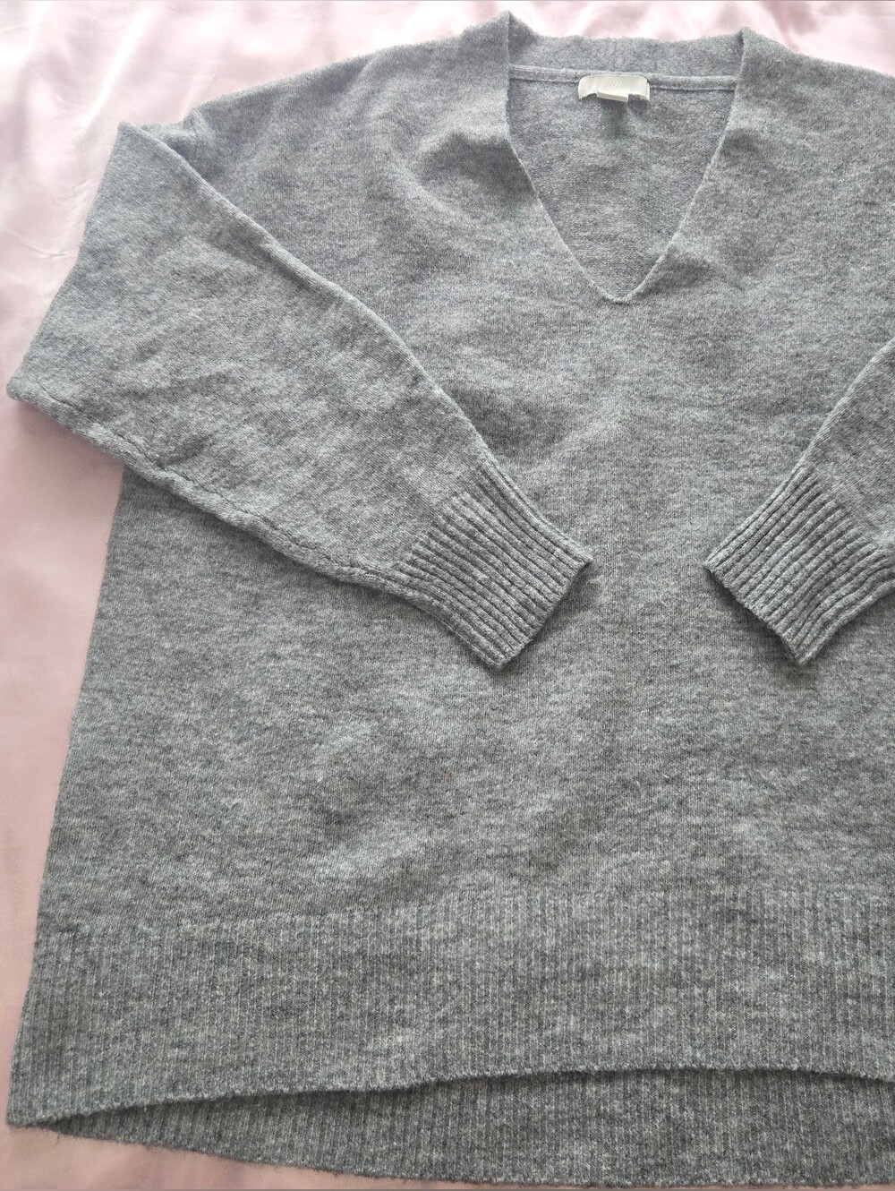 H&M Gray V-Neck Tunic Women's Sweater